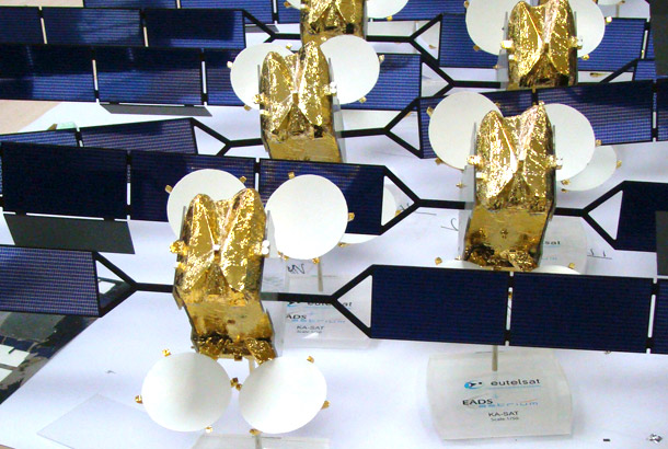 Maquette satellites KASAT